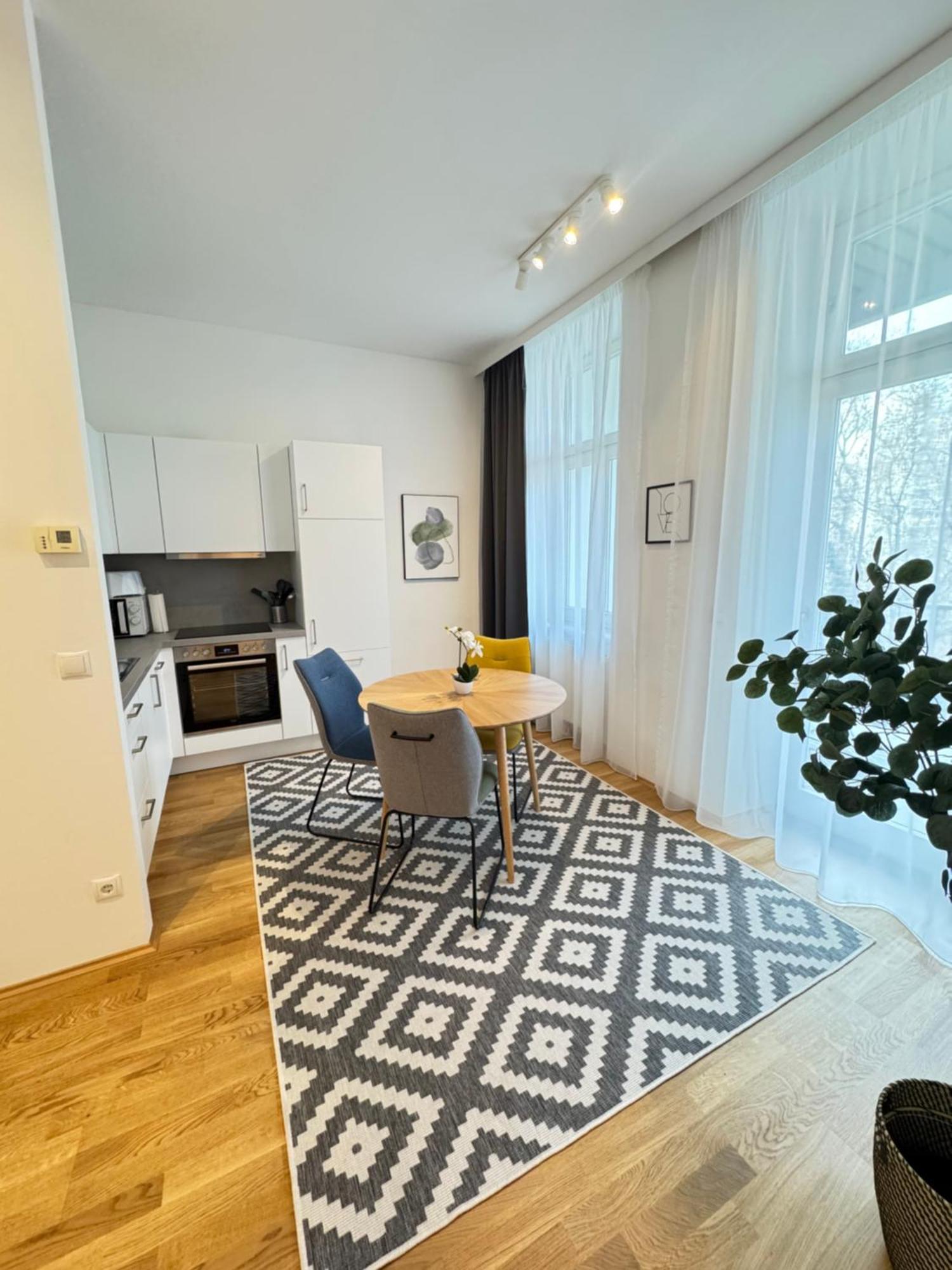 Trendy Apartment Zentral Gelegen Wien Ngoại thất bức ảnh